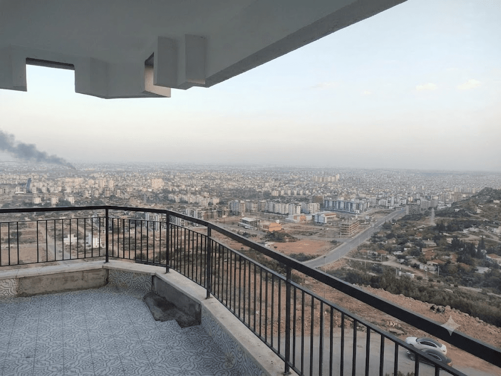 ÖNCE — cam balkon montajı öncesi
